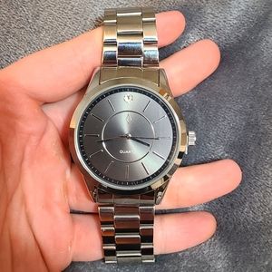Men's Quartz Stainless Steel Watch (brand new)